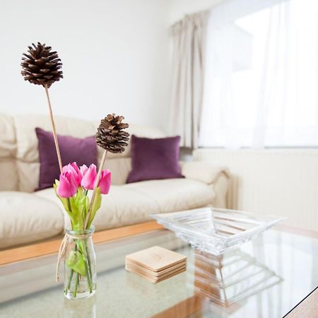 Guestready - Spacious 2Br Flat In Peaceful Hove Appartement Buitenkant foto